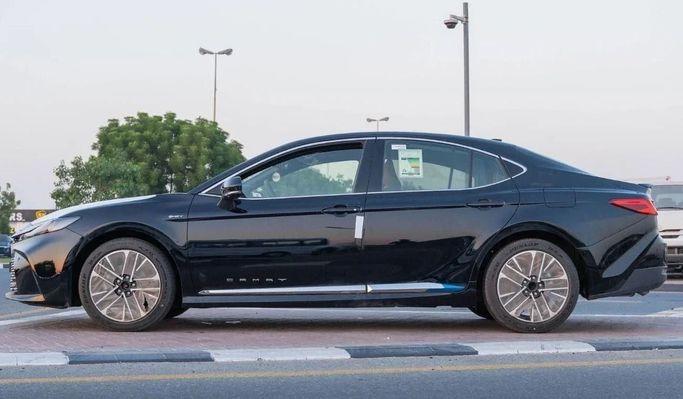 New Toyota Camry IX (XV80), 2.5 l, 2025 in Dubai by Najem Motors, Black color. GCC Specs | AUTO.AE