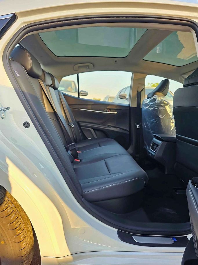 New Toyota Camry IX (XV80), 2.5 l, 2025 in Dubai by SK Motors, White color. Chinese Specs | AUTO.AE