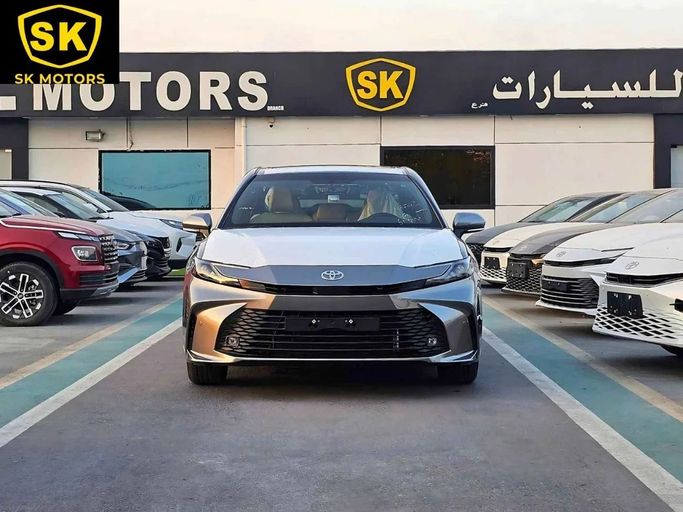 New Toyota Camry IX (XV80), 2.5 l, 2025 in Dubai by SK Motors, Grey color. GCC Specs | AUTO.AE