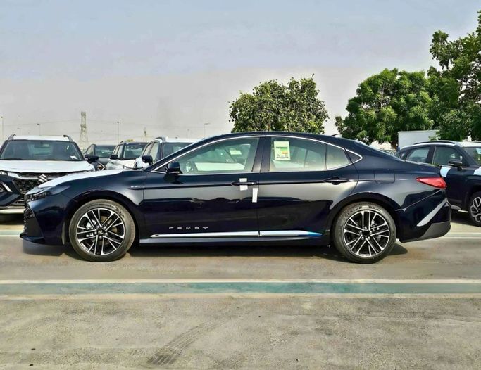 Новый Toyota Camry IX (XV80), 2.5 л, 2025 в Дубае от SK Motors Черный цвет. Other | AUTO.AE