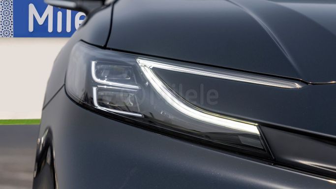 Новый Toyota Camry IX (XV80), 2.5 л, 2025 в Дубае от Milele Черный цвет. Other | AUTO.AE