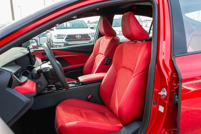 New Toyota Camry IX (XV80) China Market, 2.0 l, 2024 in Dubai by Albakheet Motors, Red color. Chinese Specs | AUTO.AE