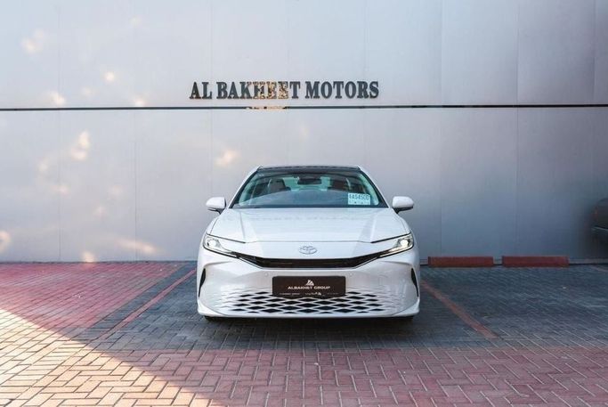 New Toyota Camry IX (XV80) China Market, 2.0 l, 2024 in Dubai by Albakheet Motors, White color. Chinese Specs | AUTO.AE