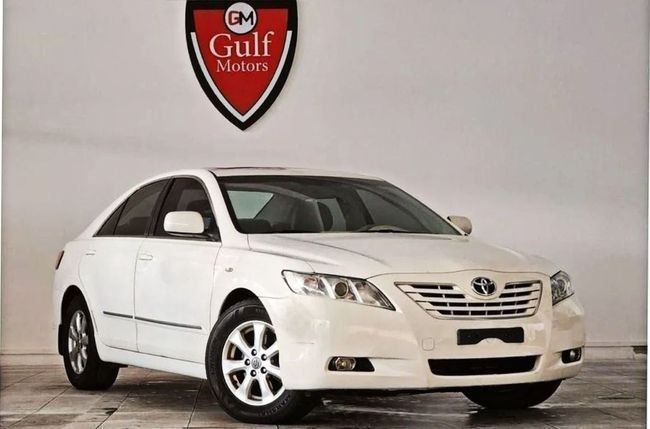 Подержанный Toyota Camry VI (XV40), 2.4 л, 2008 в Дубае от Gulf Motors Белый цвет. GCC | AUTO.AE