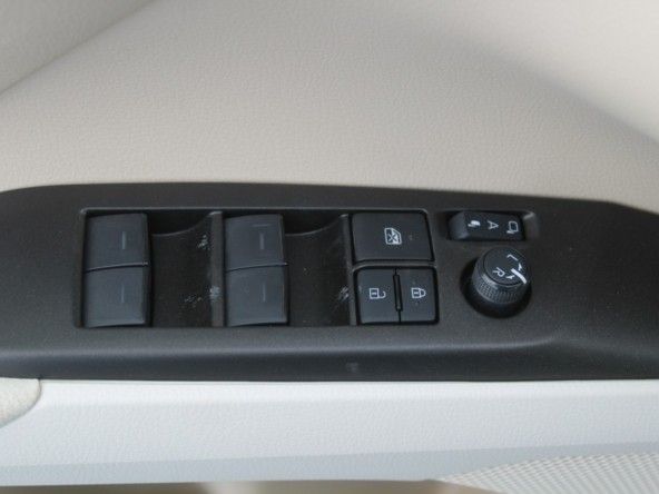 Новый Toyota Camry VIII (XV70) Рестайлинг, 2.5 л, 2023 в Дубае от Titanum Cars Черный цвет. Other | AUTO.AE
