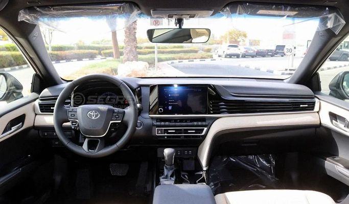 Новый Toyota Camry IX (XV80), 2.5 л, 2025 в Дубае от Segrex Auto Черный цвет. GCC | AUTO.AE