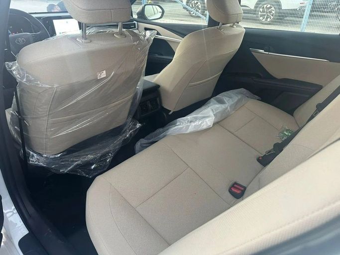 Новый Toyota Camry IX (XV80), 2.5 л, 2025 в Дубае от World Center Motors FZE Белый цвет. GCC | AUTO.AE