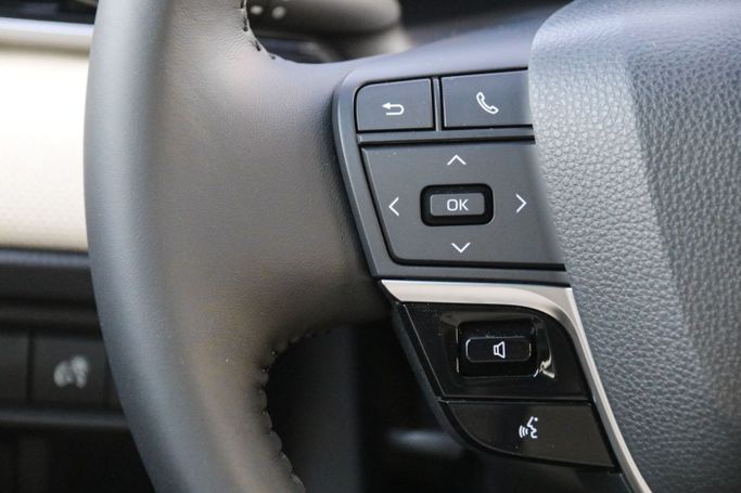 Новый Toyota Camry IX (XV80), 2.5 л, 2025 в Дубае от Atlantic Motors FZCO Белый цвет.  | AUTO.AE