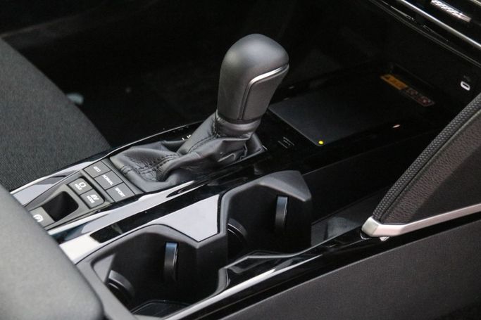 Новый Toyota Camry IX (XV80), 2.5 л, 2025 в Дубае от Atlantic Motors FZCO Серебристый цвет.  | AUTO.AE