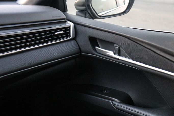 Новый Toyota Camry IX (XV80), 2.5 л, 2025 в Дубае от Atlantic Motors FZCO Черный цвет. GCC | AUTO.AE