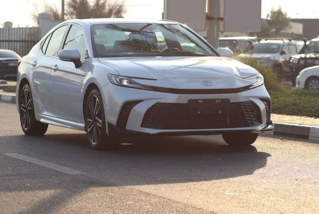 Новый Toyota Camry IX (XV80), 2.5 л, 2024 в Дубае от AL SHERAA AL MALAKI Белый цвет. Китайская | AUTO.AE | Объявление #244861