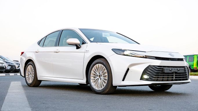 Новый Toyota Camry IX (XV80), 2.5 л, 2026 в Дубае от CGM Auto Белый цвет.  | AUTO.AE | Объявление #252075