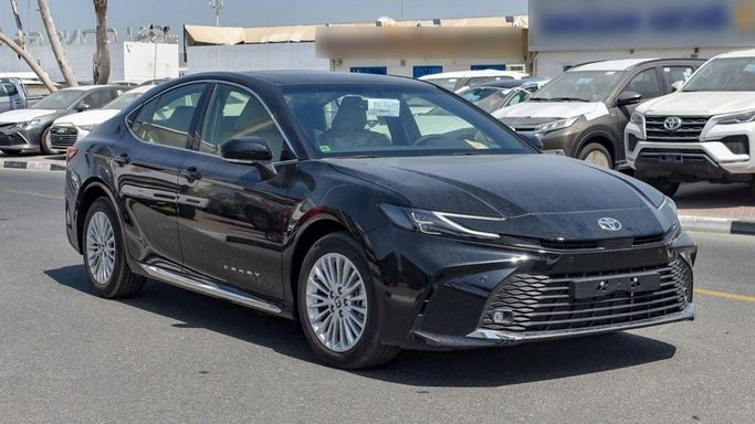جديدة Toyota Camry التاسع (XV80), 2.5 l, 2025 في في دبي من Atlantis Motors FZE، اللون أسود. مواصفات الخليج | AUTO.AE | إعلان #265459