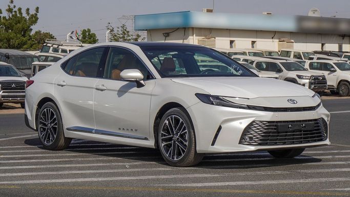 جديدة Toyota Camry التاسع (XV80), 2.5 l, 2025 في في دبي من Najem Motors، اللون أبيض. مواصفات الخليج | AUTO.AE | إعلان #265719