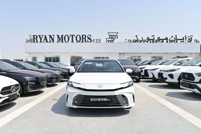 جديدة Toyota Camry التاسع (XV80), 2.5 l, 2025 في في دبي من RMG Automobiles، اللون أبيض. مواصفات الخليج | AUTO.AE | إعلان #266169