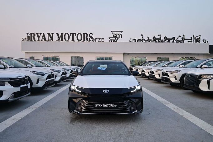 جديدة Toyota Camry التاسع (XV80), 2.5 l, 2025 في في دبي من RMG Automobiles، اللون أسود. مواصفات الخليج | AUTO.AE | إعلان #266176