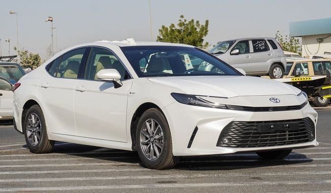 جديدة Toyota Camry التاسع (XV80), 2.5 l, 2025 في في الإمارات, دبي من GT MOTORS، اللون أبيض. مواصفات الخليج | AUTO.AE | إعلان #274584