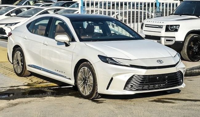 جديدة Toyota Camry التاسع (XV80), 2.5 l, 2025 في في الإمارات, دبي من GT MOTORS، اللون أبيض. مواصفات الخليج | AUTO.AE | إعلان #274669