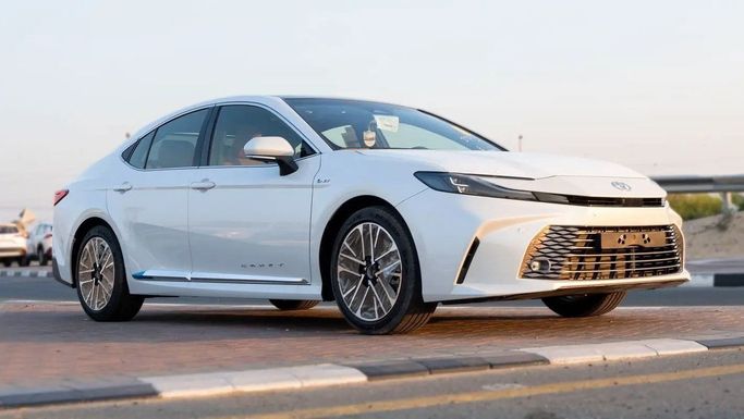 New ⁦Toyota Camry IX (XV80), 2.5 l, 2026⁩ in UAE, Dubai by Maqbool Motors FZCO, White color. GCC Specs | AUTO.AE | Listing #286479