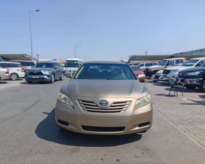 مستعملة ⁦Toyota Camry السادس (XV40)، 2.5 l، 2008⁩ في في الإمارات, دبي من Shams Al Sabah Used Cars، اللون ذهبي. المواصفات الأمريكية | AUTO.AE | إعلان #288622