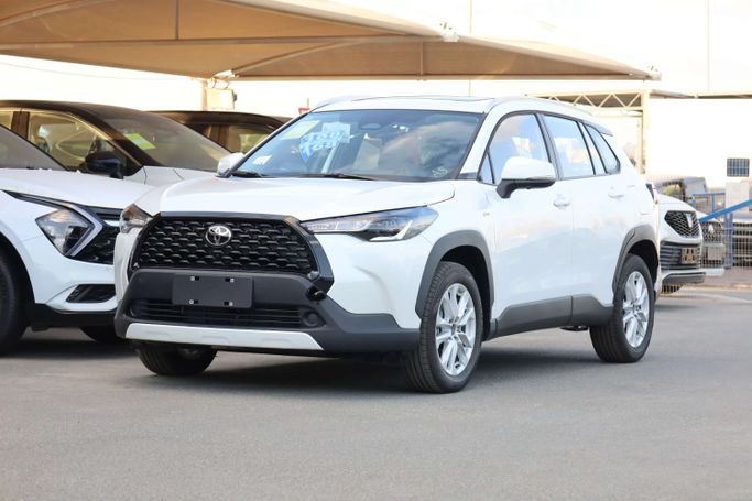 Новый Toyota Corolla Cross I, 2.0 л, 2024 в Дубае от JES Motors Белый цвет.  | AUTO.AE