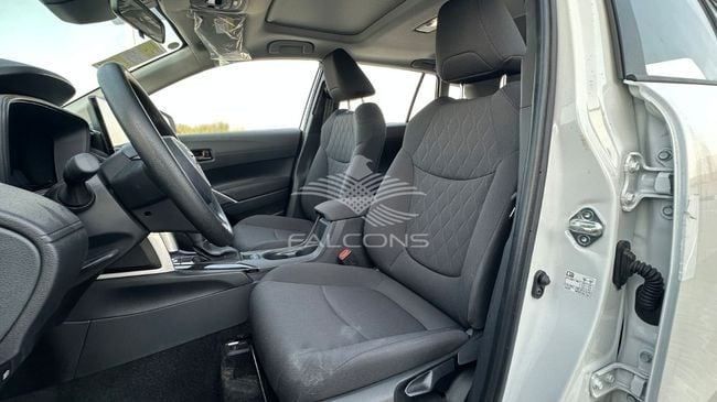 Новый Toyota Corolla Cross I, 2.0 л, 2025 в Дубае от Falcons GT Motors FZCO Белый цвет. Китайская | AUTO.AE