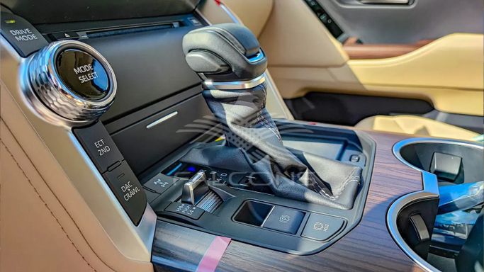 Новый Toyota Corolla Cross I, 2.0 л, 2024 в Дубае от Falcons GT Motors FZCO Белый цвет. Other | AUTO.AE