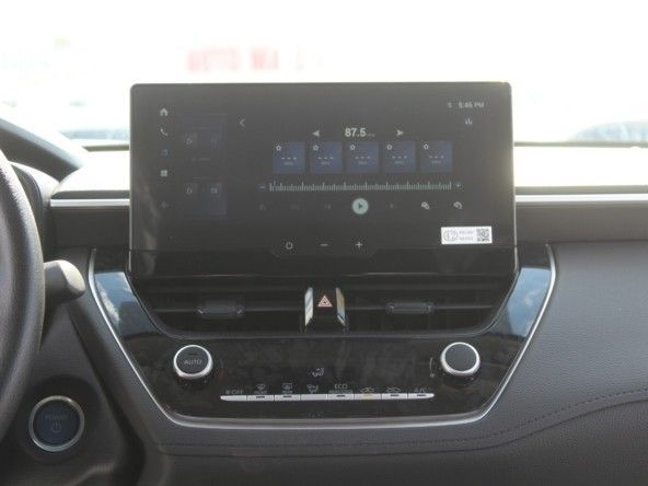 Новый Toyota Corolla Cross I, 2.0 л, 2023 в Дубае от Titanum Cars Белый цвет. Other | AUTO.AE
