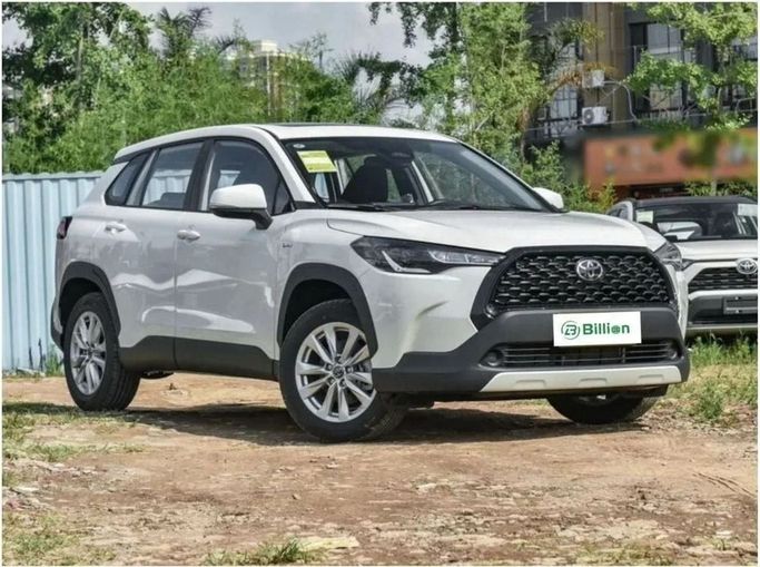 New Toyota Corolla Cross I, 2.0 l, 2025 in Dubai by Billion auto, White color. Chinese Specs | AUTO.AE