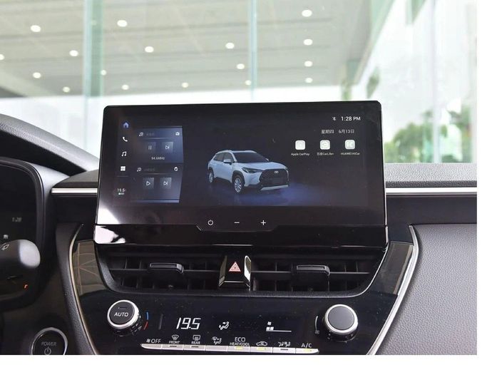 Новый Toyota Corolla Cross I, 2.0 л, 2025 в Дубае от World Center Motors FZE Белый цвет. Other | AUTO.AE