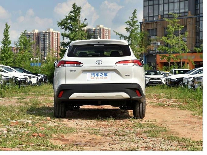 Новый Toyota Corolla Cross I, 2.0 л, 2025 в Дубае от World Center Motors FZE Белый цвет. Other | AUTO.AE