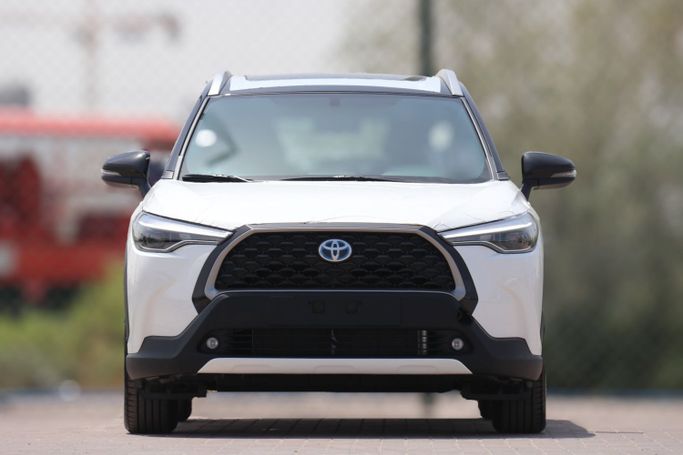 Новый Toyota Corolla Cross I, 1.8 л, 2024 в Дубае от Atlantic Motors FZCO Белый цвет.  | AUTO.AE