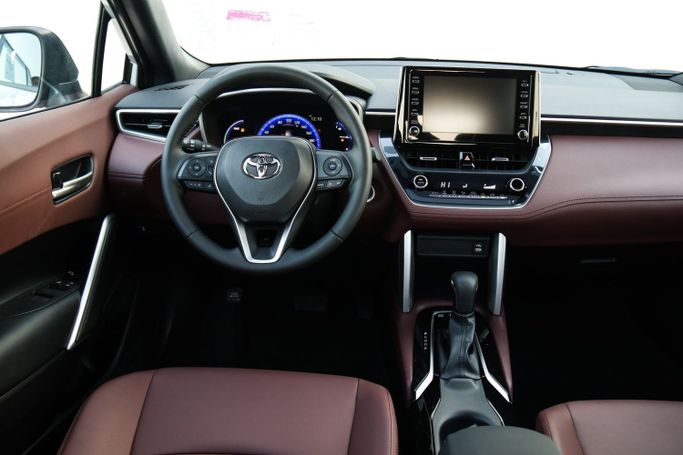 Новый Toyota Corolla Cross I, 1.8 л, 2024 в Дубае от Atlantic Motors FZCO Белый цвет.  | AUTO.AE