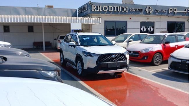 Новый Toyota Corolla Cross I, 2.0 л, 2024 в Дубае от Rhodium Motors FZE Белый цвет. Китайская | AUTO.AE