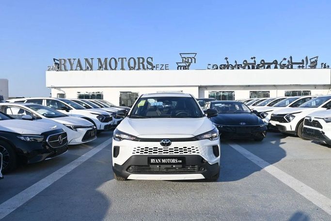 جديدة Toyota Corolla Cross أنا فيس ليفت, 2.0 l, 2025 في في دبي من RMG Automobiles، اللون أبيض. أخرى | AUTO.AE
