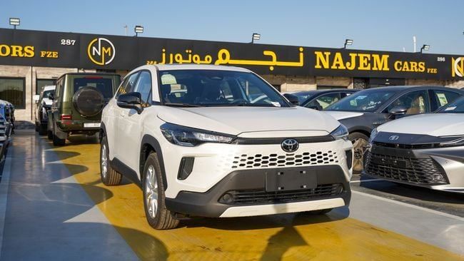 Новый Toyota Corolla Cross I Рестайлинг, 2.0 л, 2025 в ОАЭ, Дубай от GT MOTORS Белый цвет. GCC | AUTO.AE | Объявление #273326