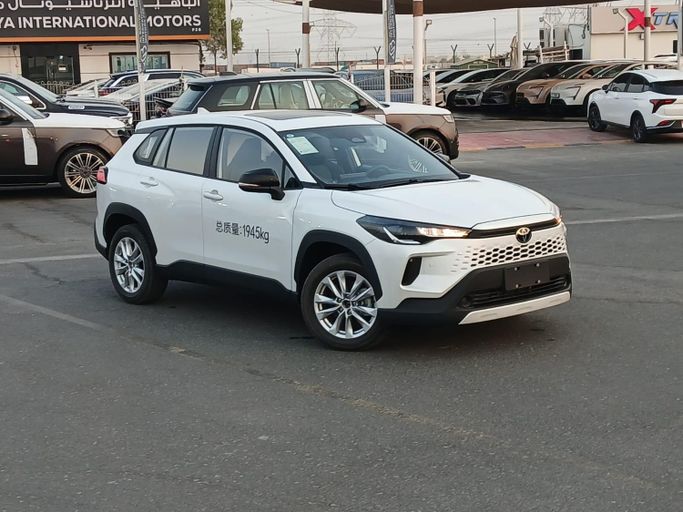 جديدة Toyota Corolla Cross أنا فيس ليفت, 2.0 l, 2026 في في الإمارات, دبي من AL ALAMEIN AUTOMOBILE FZCO، اللون أبيض. المواصفات الصينية | AUTO.AE | إعلان #275461