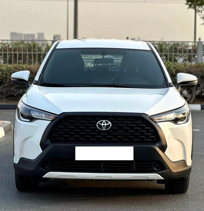 مستعملة Toyota Corolla Cross I, 1.8 l, 2023 في في الإمارات, دبي، اللون أبيض. مواصفات الخليج | AUTO.AE | إعلان #278518