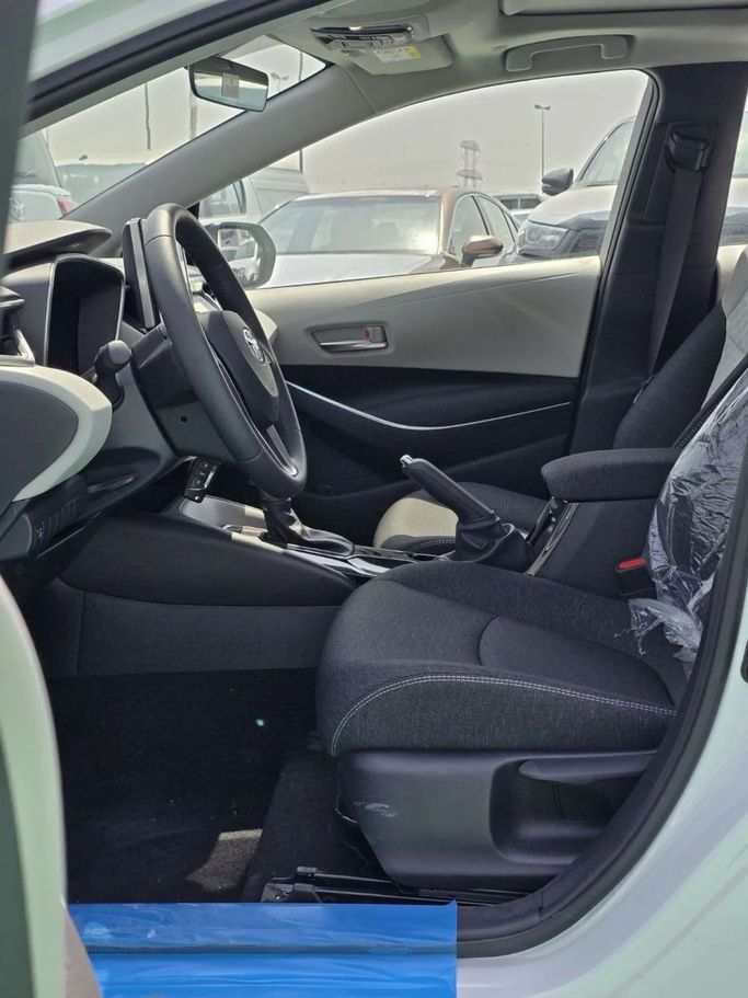 Новый Toyota Corolla XI (E160, E170, E180) Рестайлинг 1, 1.8 л, 2024 в Дубае от Mohamed Hakim Motors Белый цвет. Other | AUTO.AE