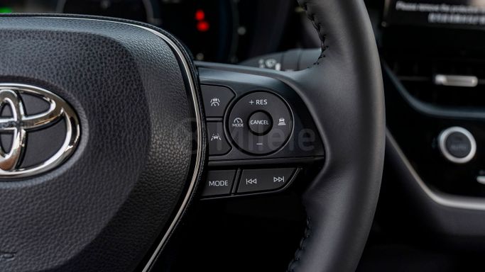 Новый Toyota Corolla Sporty XII (E210) Рестайлинг, 1.8 л, 2025 в Дубае от Milele Белый цвет. Other | AUTO.AE