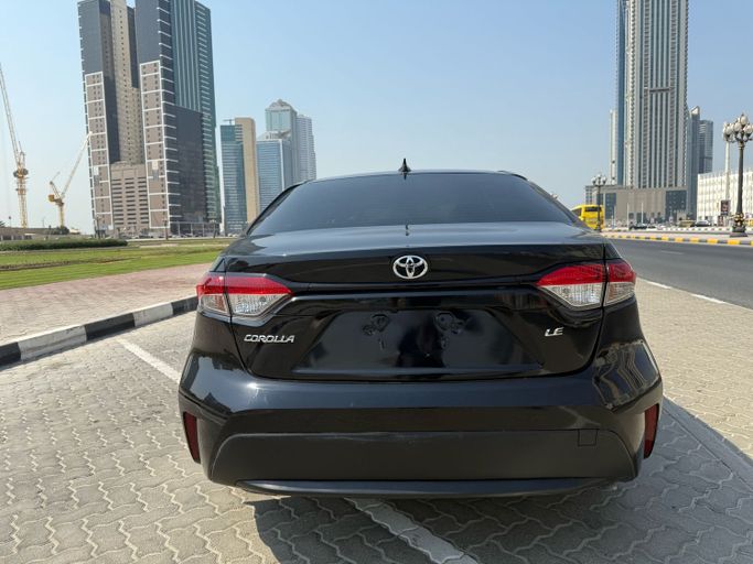 Подержанный Toyota Corolla Sporty XII (E210), 2.0 л, 2024 в Дубае Черный цвет. Канадская | AUTO.AE