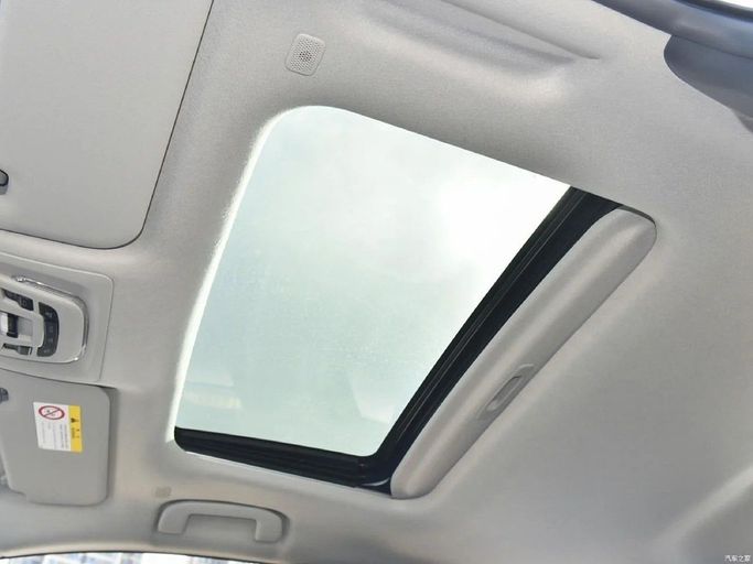 Новый Toyota Corolla XII (E210), 1.8 л, 2025 в Дубае от World Center Motors FZE Белый цвет. Китайская | AUTO.AE