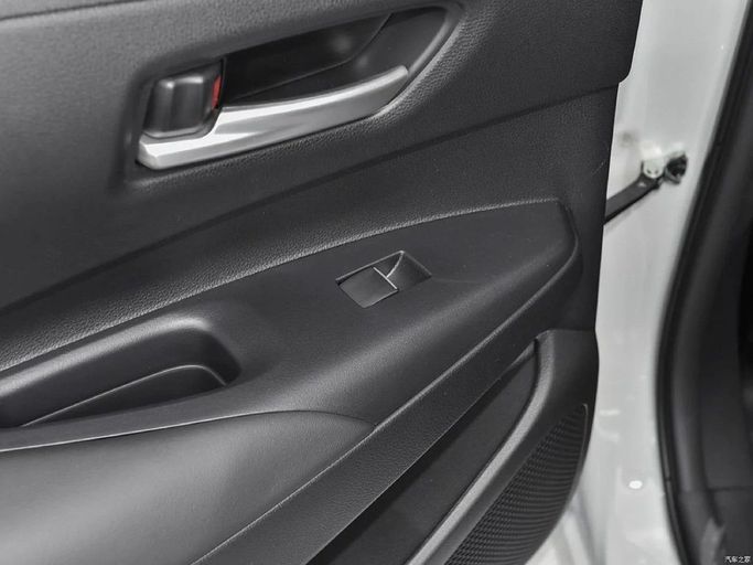 Новый Toyota Corolla XII (E210), 1.8 л, 2025 в Дубае от World Center Motors FZE Белый цвет. Китайская | AUTO.AE