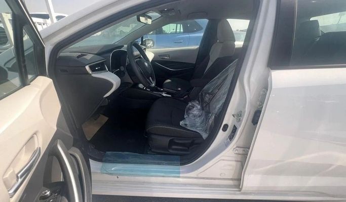 Новый Toyota Corolla XII (E210), 1.6 л, 2023 в Дубае от World Center Motors FZE Белый цвет. Other | AUTO.AE