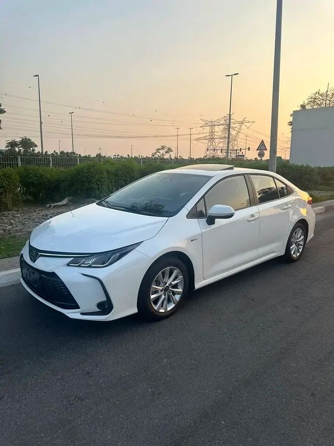 Новый Toyota Corolla XII (E210), 1.8 л, 2025 в Дубае от First Choice Motors Белый цвет. Китайская | AUTO.AE