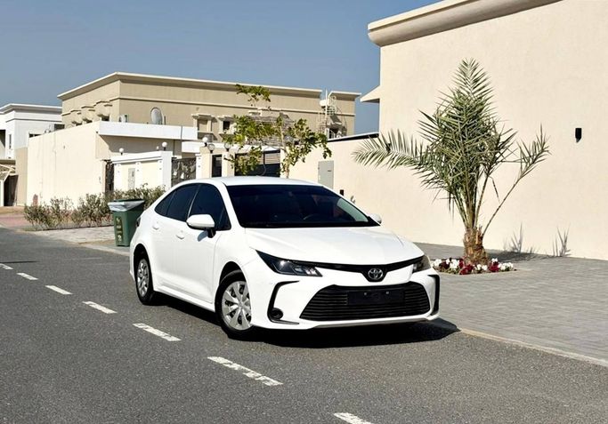 Used Toyota Corolla XII (E210), 1.6 l, 2022 in UAE, Dubai by AUTO LINK SPECIALIZED VEHICLES TRADING LLC, White color.  | AUTO.AE | Listing #295837 — photo 12 of 15