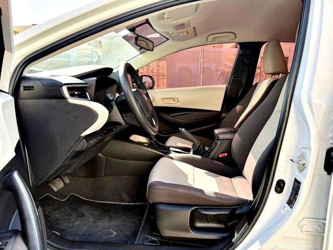 Used Toyota Corolla XII (E210), 1.6 l, 2022 in UAE, Dubai by AUTO LINK SPECIALIZED VEHICLES TRADING LLC, White color.  | AUTO.AE | Listing #295837 — photo 13 of 15