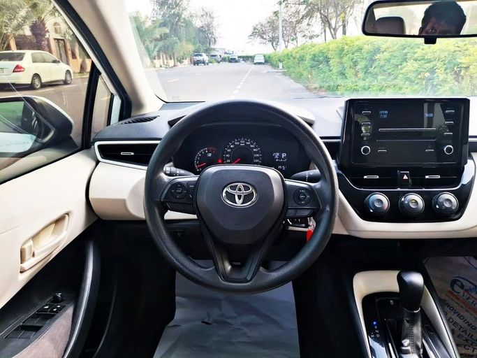 Used Toyota Corolla XII (E210), 1.6 l, 2022 in UAE, Dubai by AUTO LINK SPECIALIZED VEHICLES TRADING LLC, White color.  | AUTO.AE | Listing #295838 — photo 12 of 15