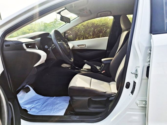 Used Toyota Corolla XII (E210), 1.6 l, 2022 in UAE, Dubai by AUTO LINK SPECIALIZED VEHICLES TRADING LLC, White color.  | AUTO.AE | Listing #295838 — photo 10 of 15