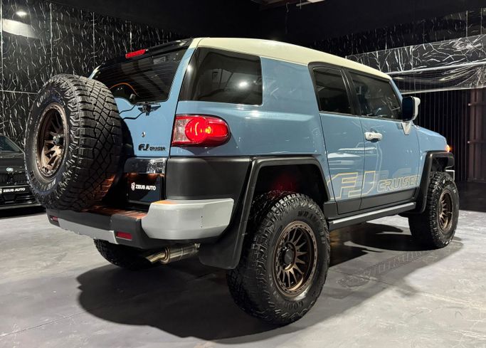 Used Toyota FJ Cruiser, 4.0 l, 2020 in Dubai by Zeus Motors, Blue color. GCC Specs | AUTO.AE